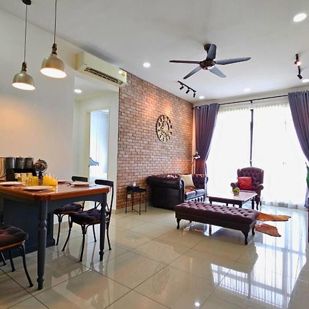 Conezion Near Ioi City Mall, Maeps Serdang, Putrajaya By Cloud Host Exterior foto