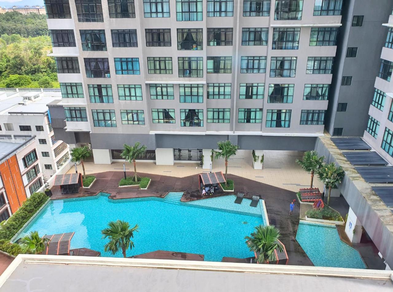 Conezion Near Ioi City Mall, Maeps Serdang, Putrajaya By Cloud Host Zimmer foto