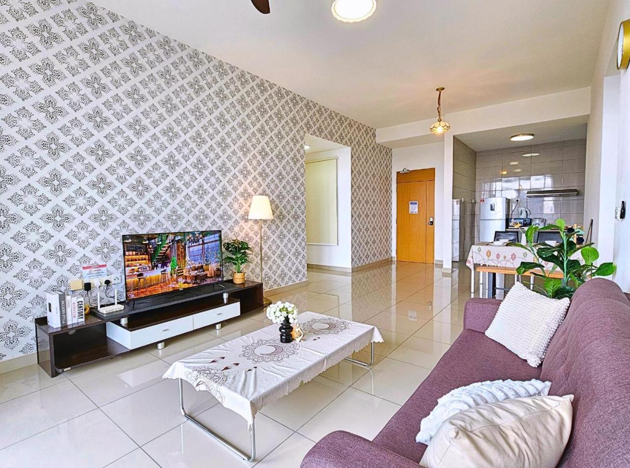 Conezion Near Ioi City Mall, Maeps Serdang, Putrajaya By Cloud Host Exterior foto