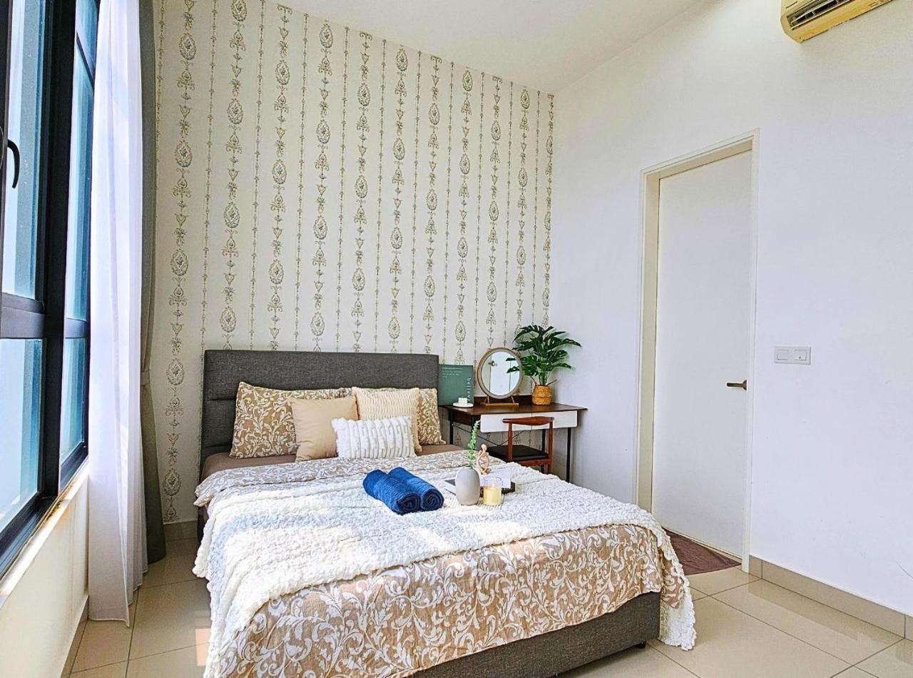 Conezion Near Ioi City Mall, Maeps Serdang, Putrajaya By Cloud Host Exterior foto