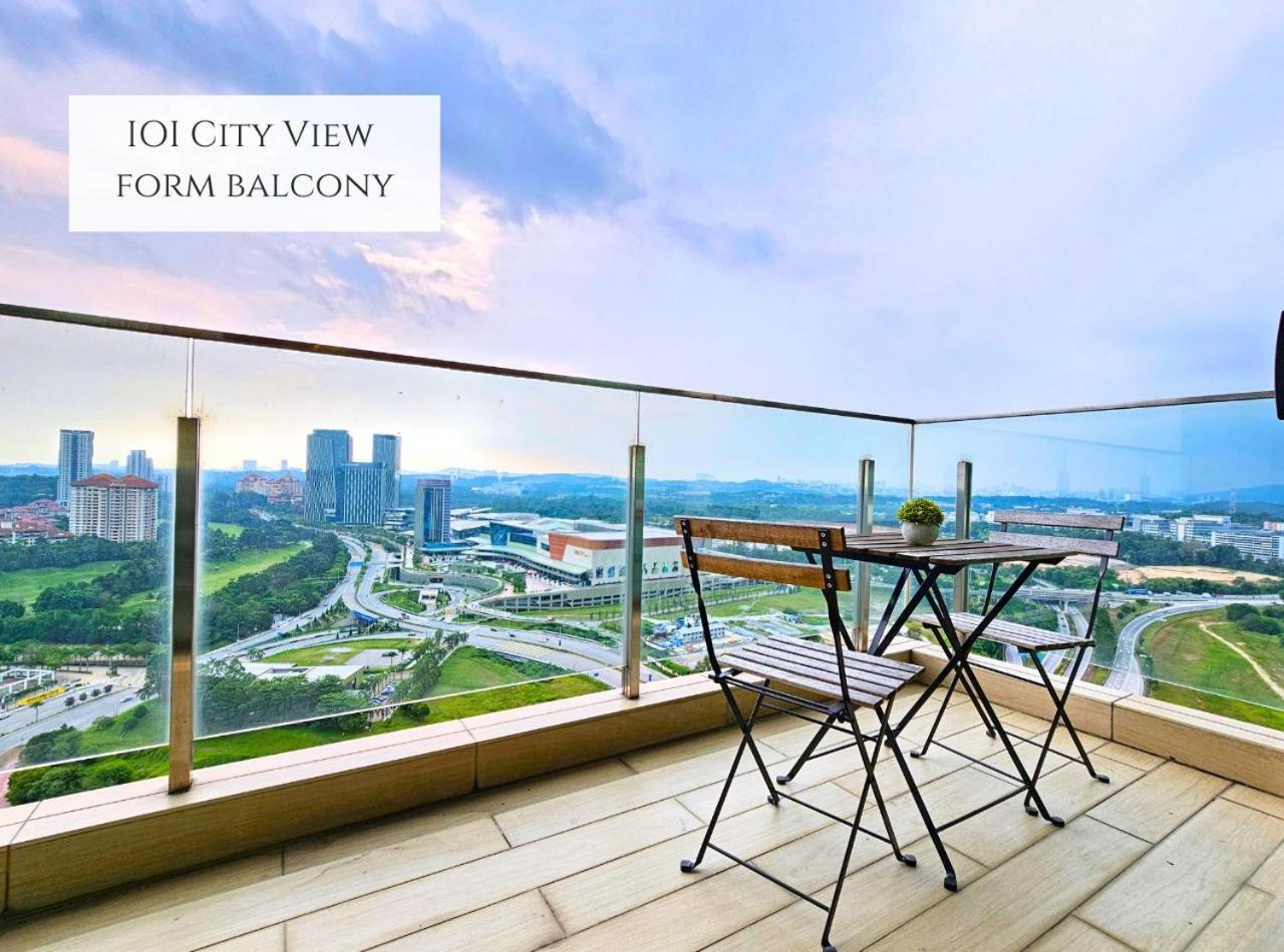 Conezion Near Ioi City Mall, Maeps Serdang, Putrajaya By Cloud Host Exterior foto