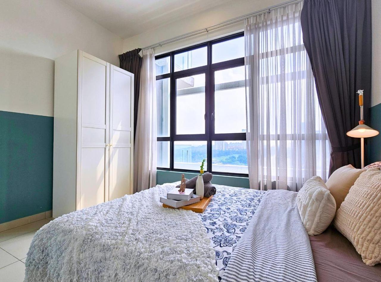 Conezion Near Ioi City Mall, Maeps Serdang, Putrajaya By Cloud Host Exterior foto