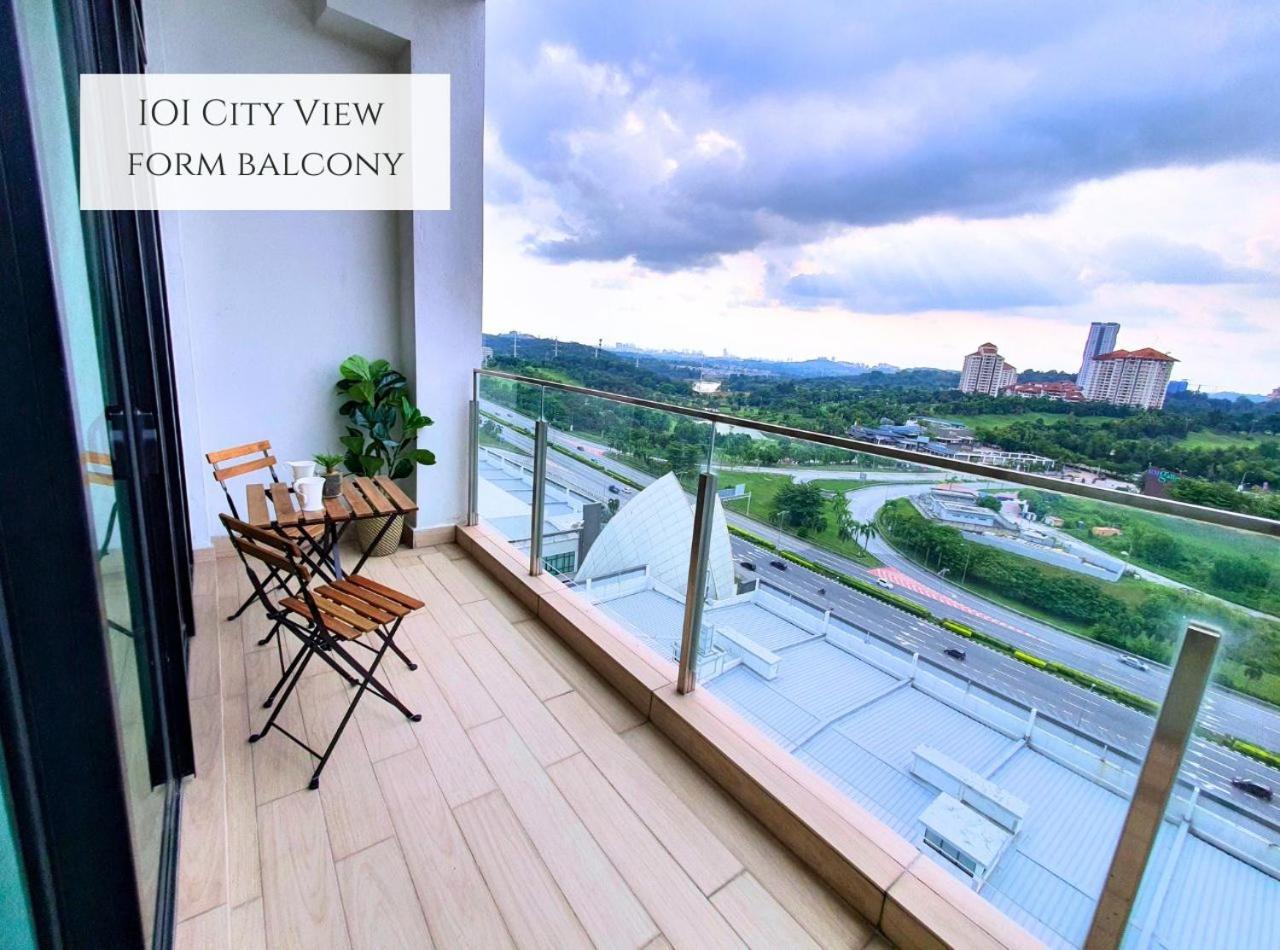 Conezion Near Ioi City Mall, Maeps Serdang, Putrajaya By Cloud Host Exterior foto