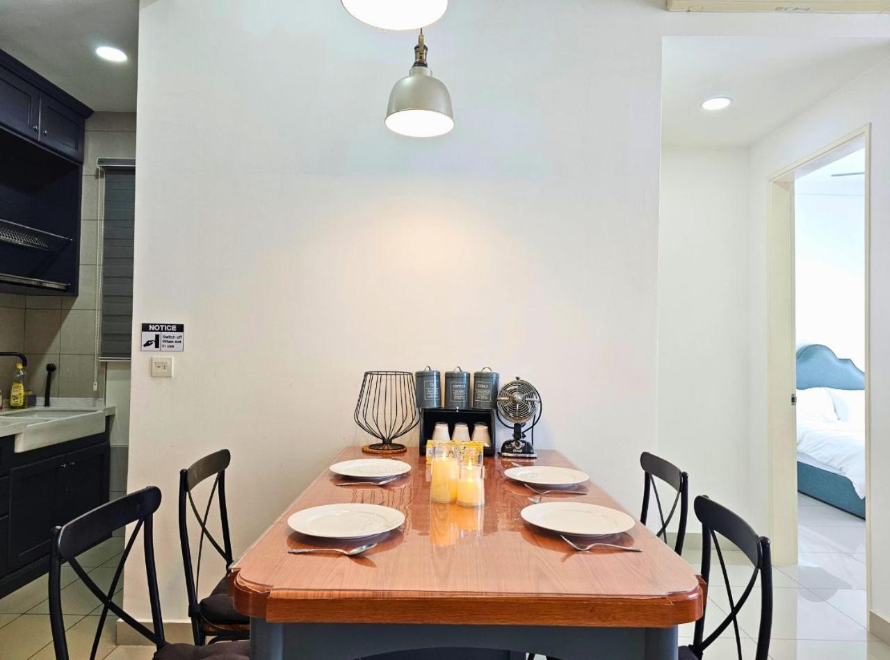 Conezion Near Ioi City Mall, Maeps Serdang, Putrajaya By Cloud Host Zimmer foto